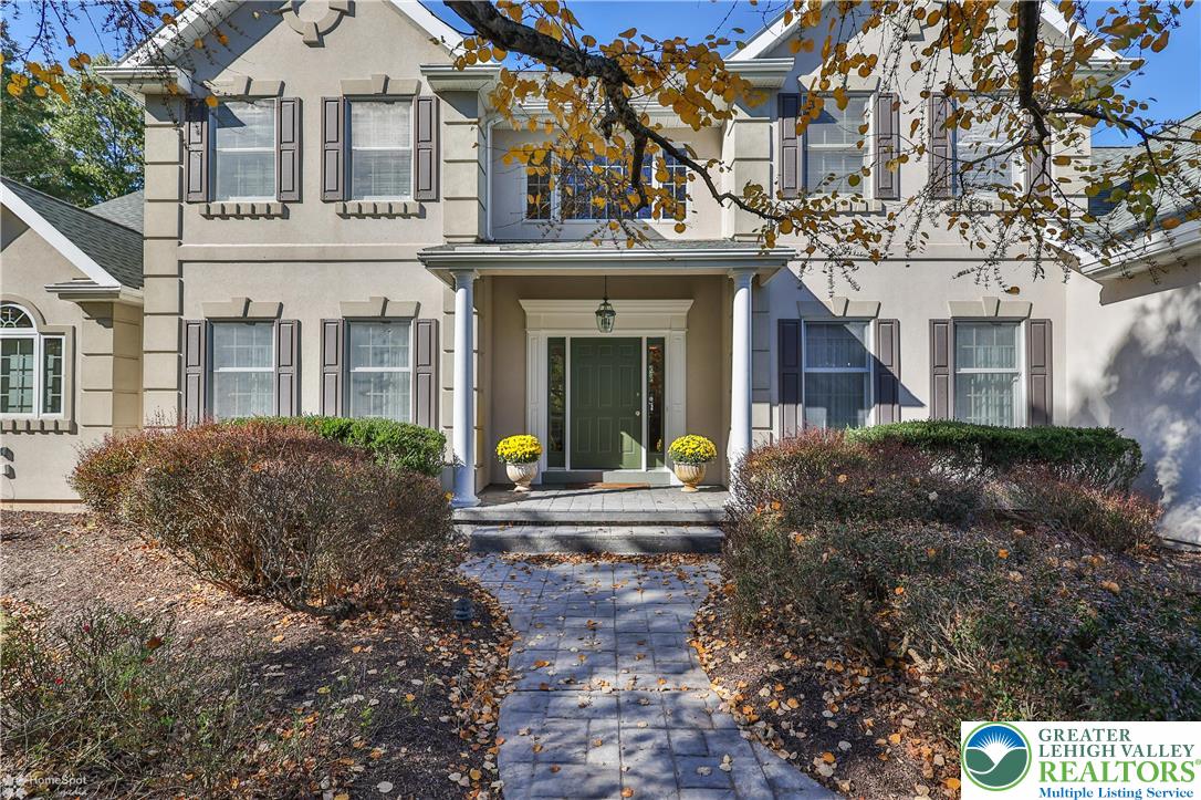 1805 Meadow Ridge Court Bethlehem, PA 18015 - Photo 13 of 84 Gallery Image 13