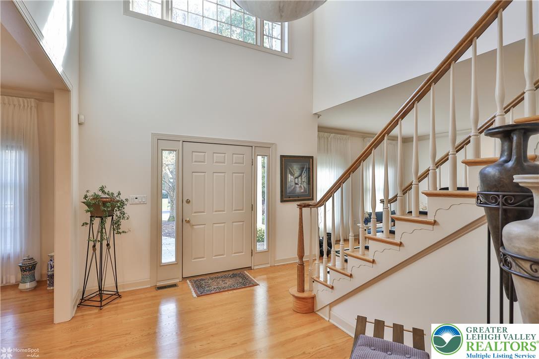 1805 Meadow Ridge Court Bethlehem, PA 18015 - Photo 15 of 84 Gallery Image 15