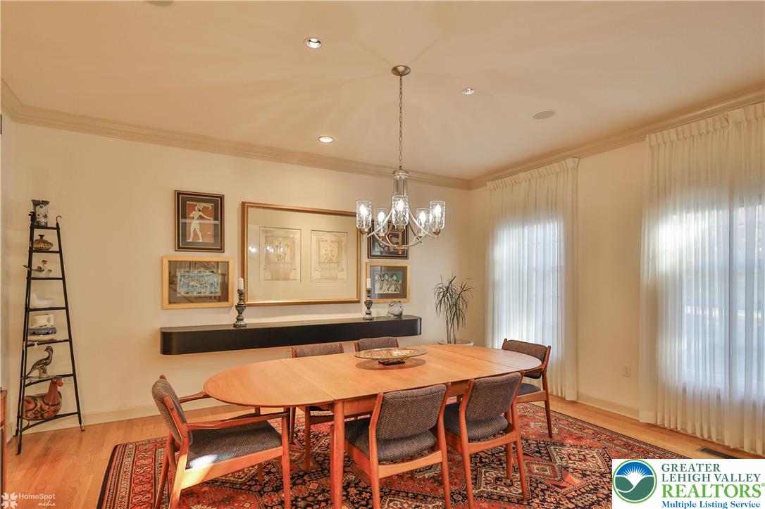 1805 Meadow Ridge Court Bethlehem, PA 18015 - Photo 18 of 84 Gallery Image 18