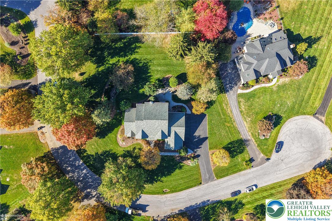 1805 Meadow Ridge Court Bethlehem, PA 18015 - Photo 2 of 84 Gallery Image 2