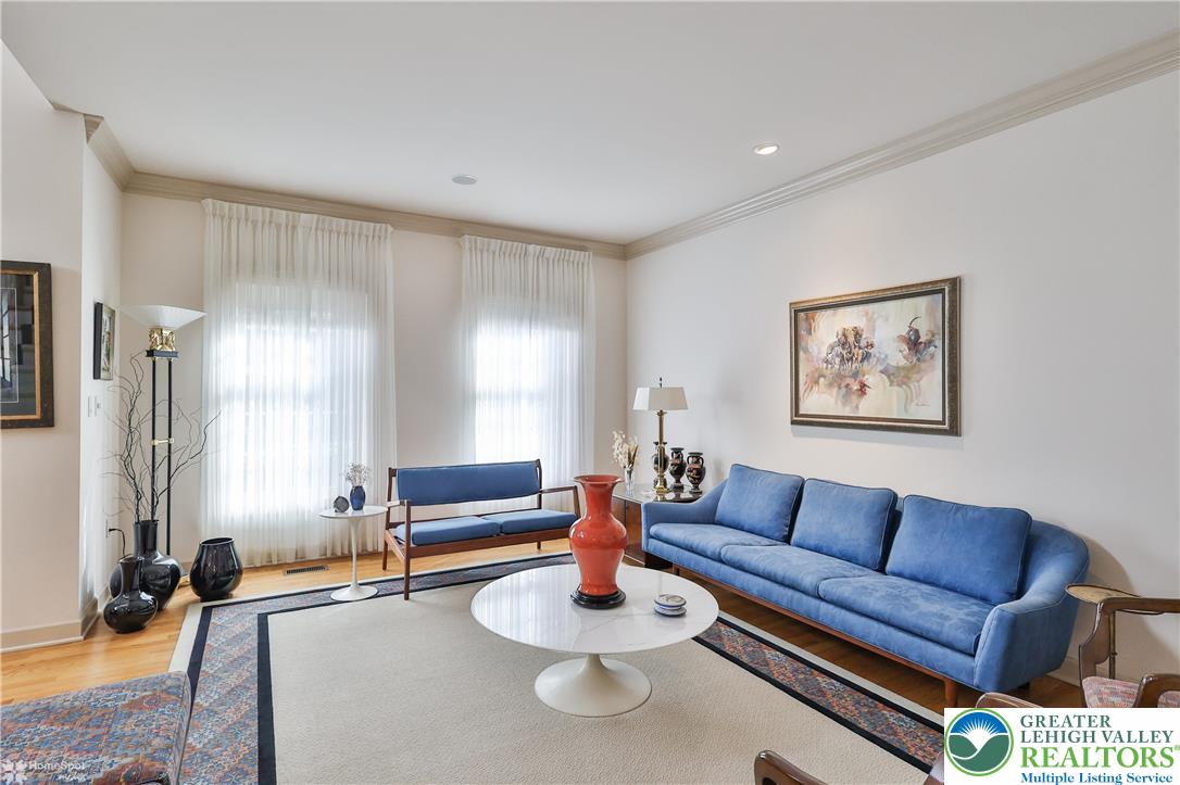 1805 Meadow Ridge Court Bethlehem, PA 18015 - Photo 23 of 84 Gallery Image 23