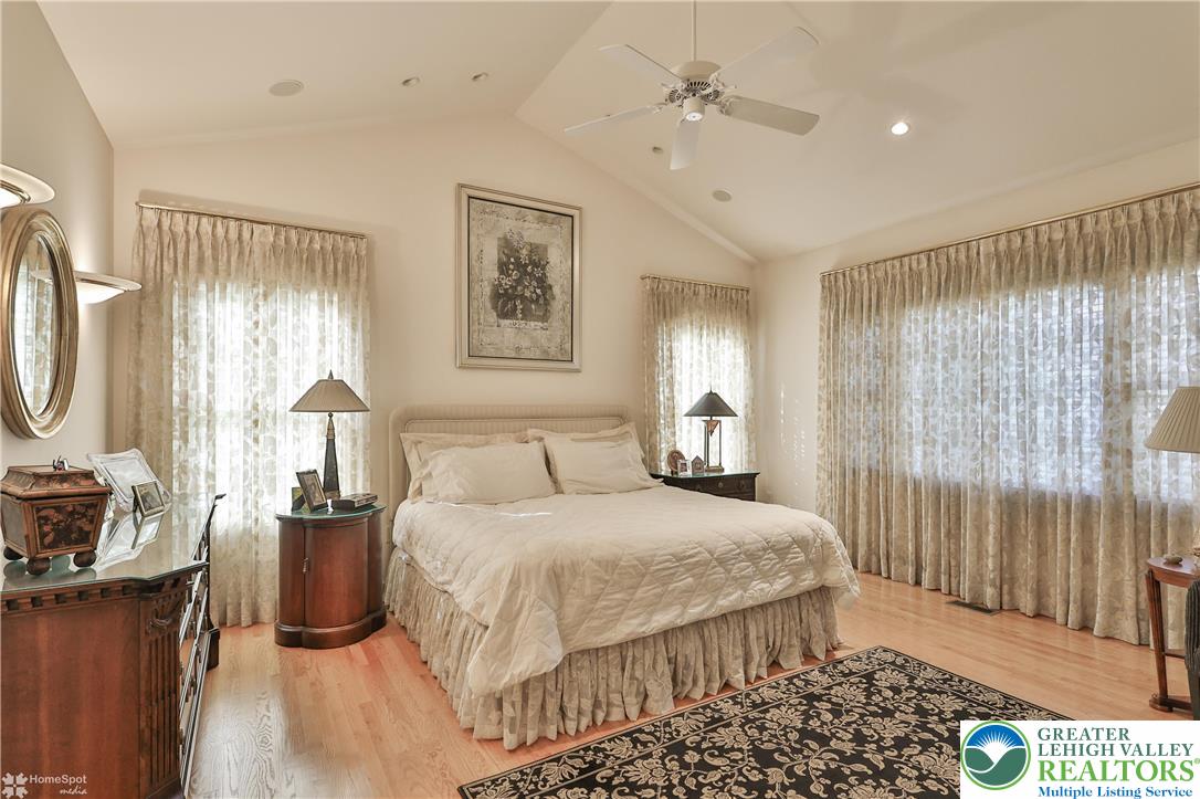 1805 Meadow Ridge Court Bethlehem, PA 18015 - Photo 25 of 84 Gallery Image 25