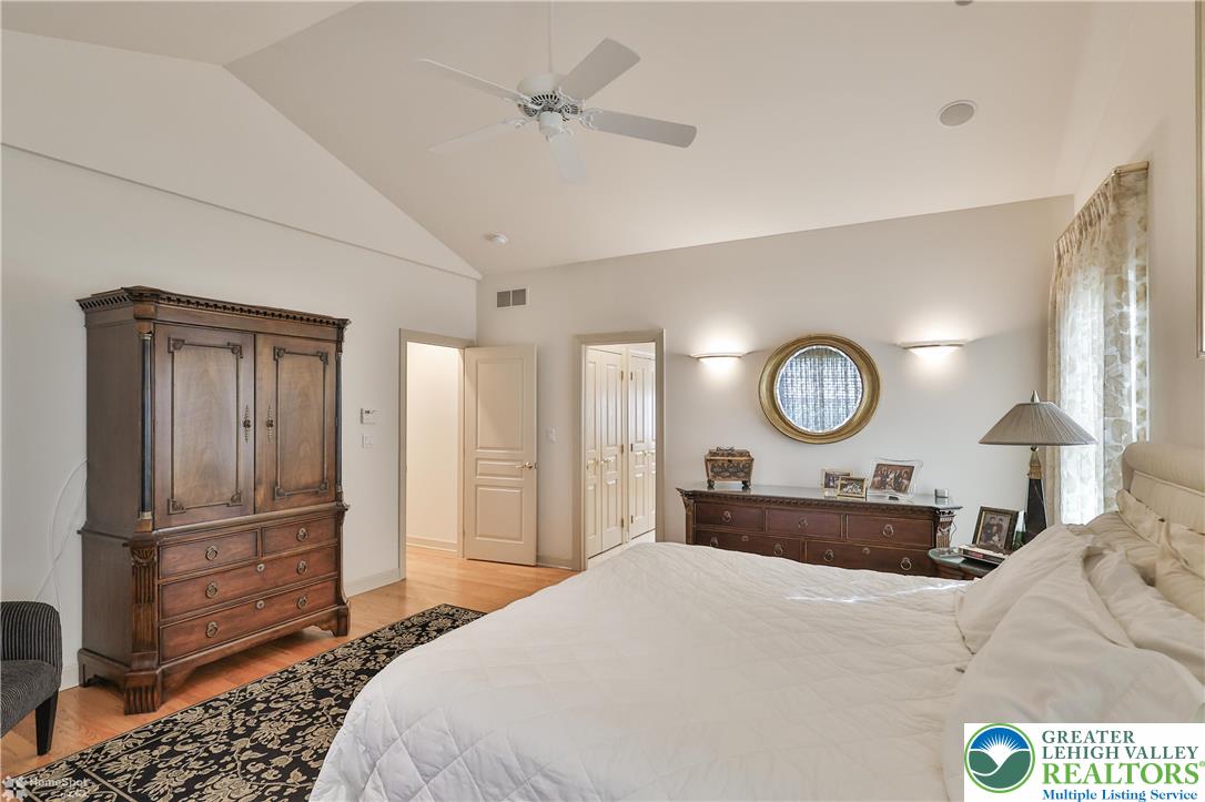 1805 Meadow Ridge Court Bethlehem, PA 18015 - Photo 26 of 84 Gallery Image 26