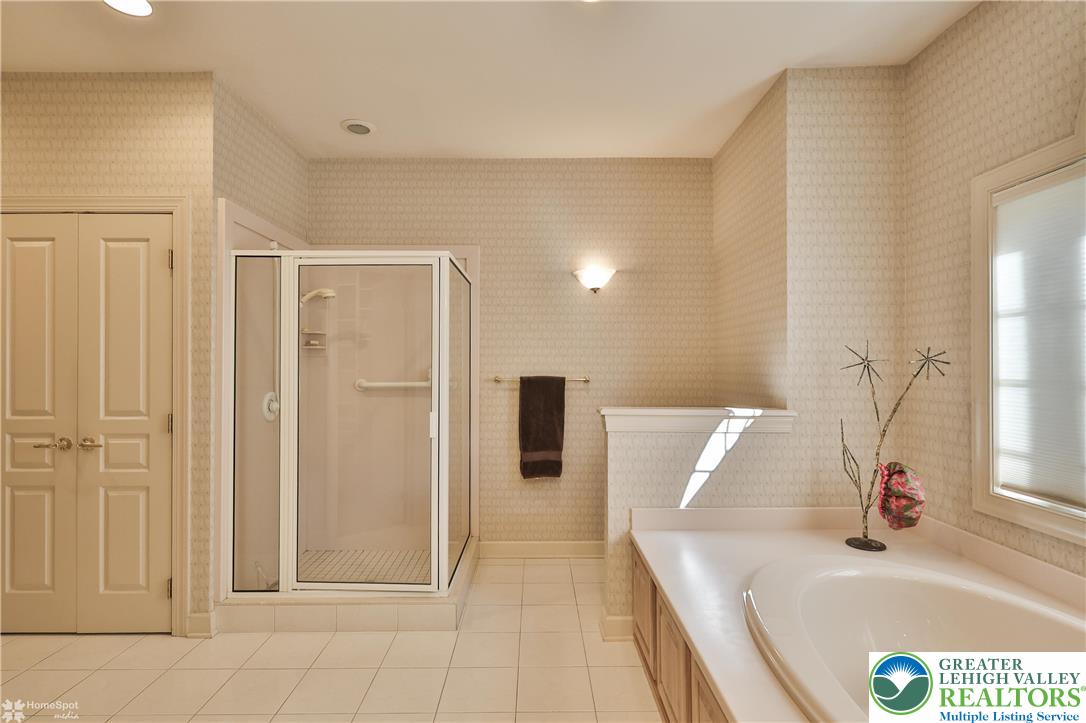 1805 Meadow Ridge Court Bethlehem, PA 18015 - Photo 29 of 84 Gallery Image 29