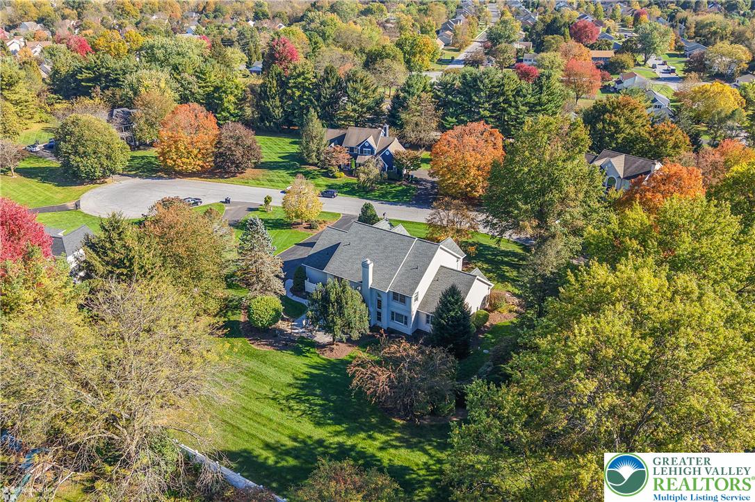 1805 Meadow Ridge Court Bethlehem, PA 18015 - Photo 3 of 84 Gallery Image 3