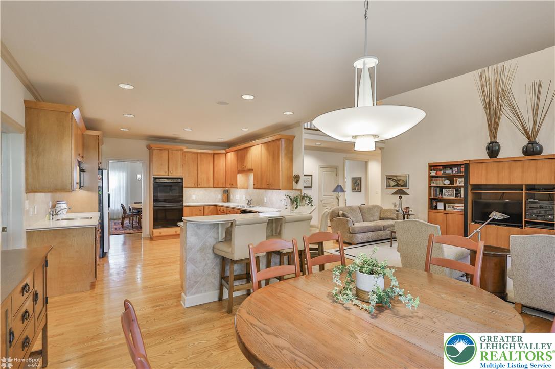 1805 Meadow Ridge Court Bethlehem, PA 18015 - Photo 47 of 84 Gallery Image 47