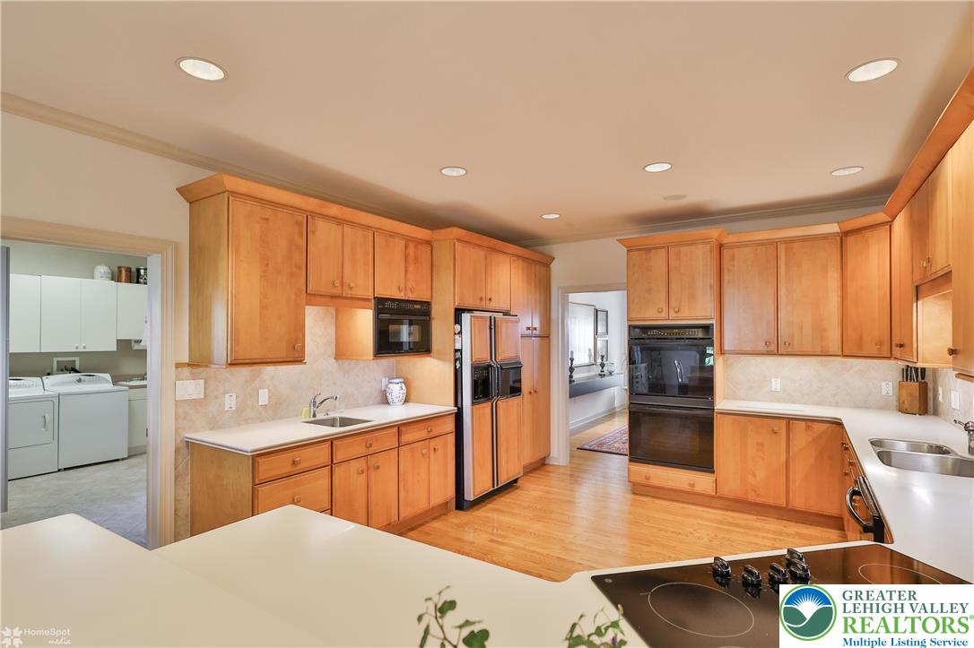 1805 Meadow Ridge Court Bethlehem, PA 18015 - Photo 50 of 84 Gallery Image 50