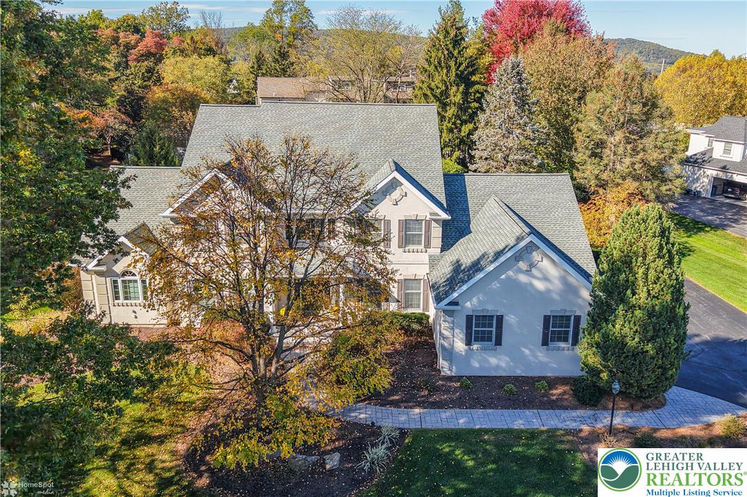 1805 Meadow Ridge Court Bethlehem, PA 18015 - Photo 5 of 84 Gallery Image 5