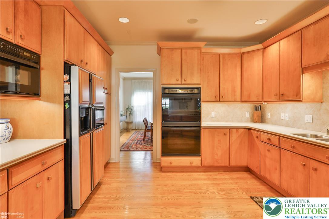 1805 Meadow Ridge Court Bethlehem, PA 18015 - Photo 55 of 84 Gallery Image 55