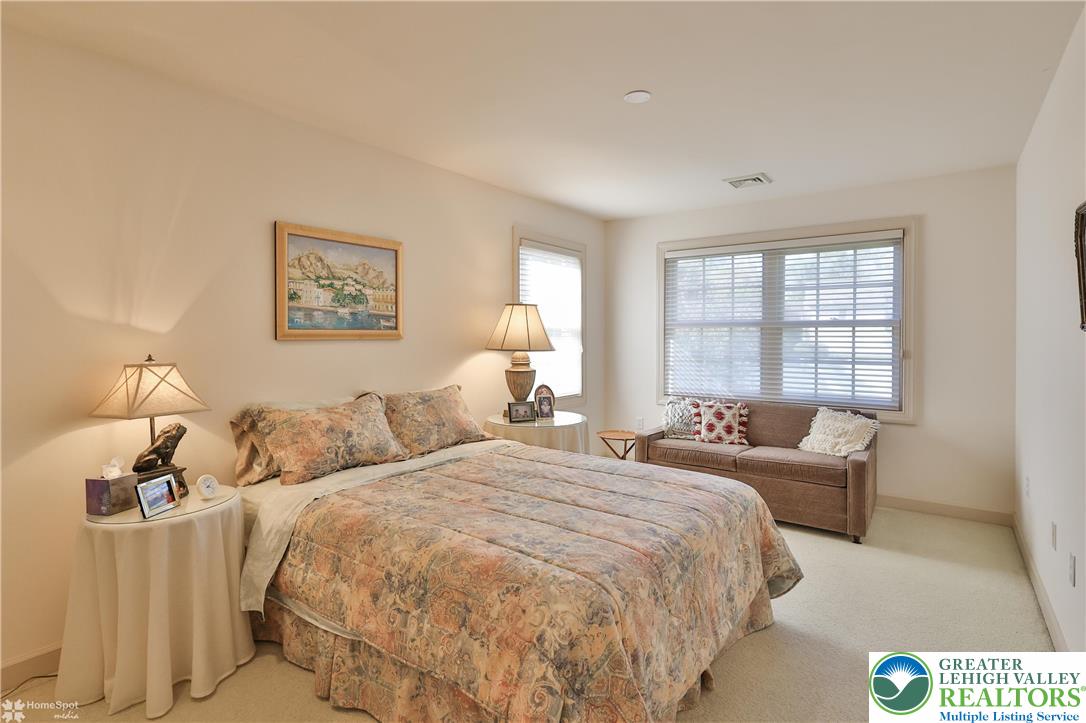 1805 Meadow Ridge Court Bethlehem, PA 18015 - Photo 63 of 84 Gallery Image 63