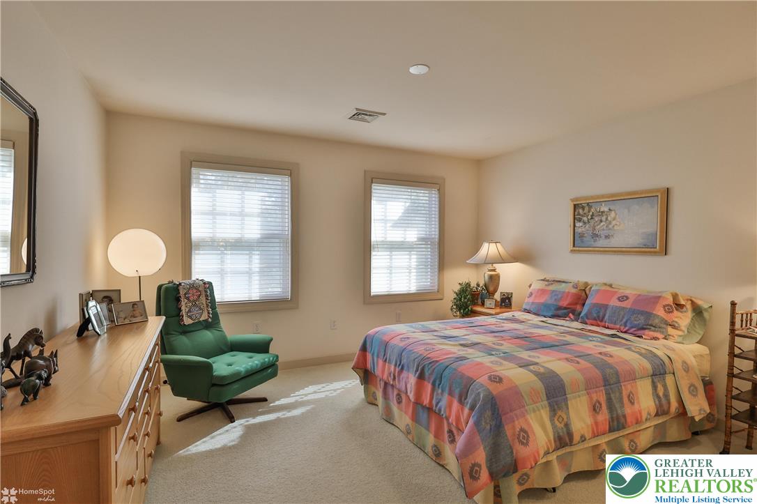 1805 Meadow Ridge Court Bethlehem, PA 18015 - Photo 67 of 84 Gallery Image 67