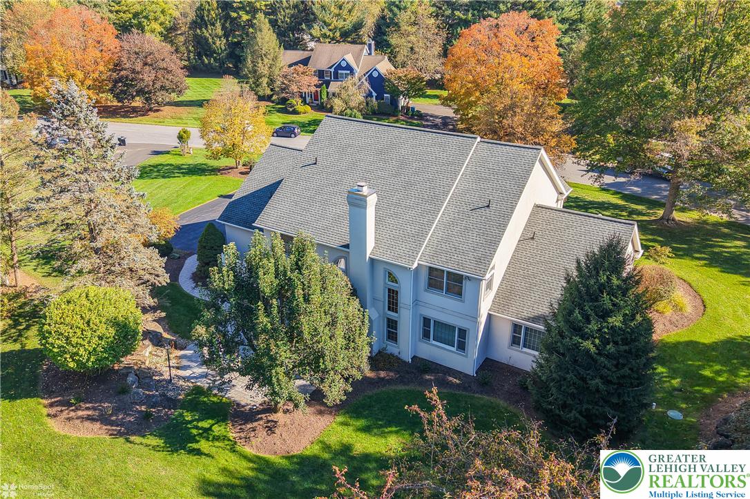 1805 Meadow Ridge Court Bethlehem, PA 18015 - Photo 7 of 84 Gallery Image 7
