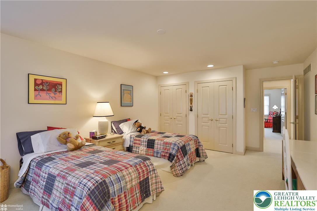 1805 Meadow Ridge Court Bethlehem, PA 18015 - Photo 72 of 84 Gallery Image 72