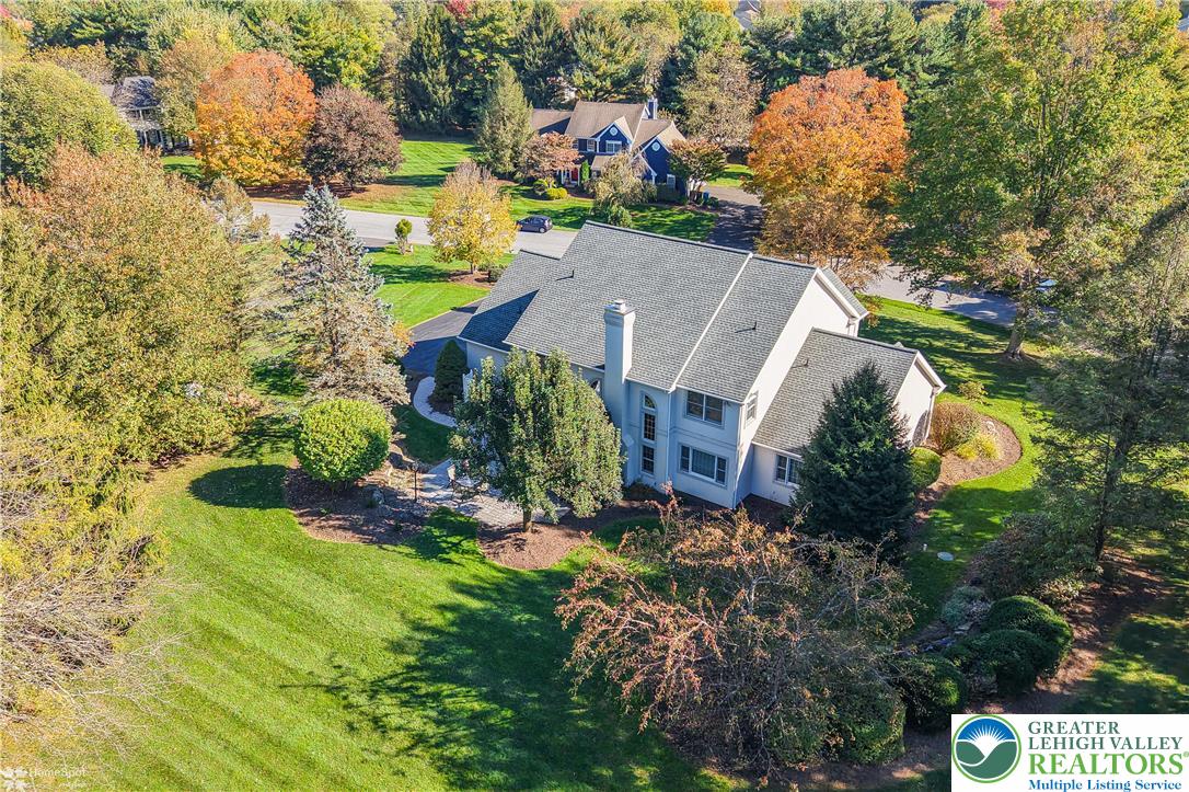 1805 Meadow Ridge Court Bethlehem, PA 18015 - Photo 8 of 84 Gallery Image 8