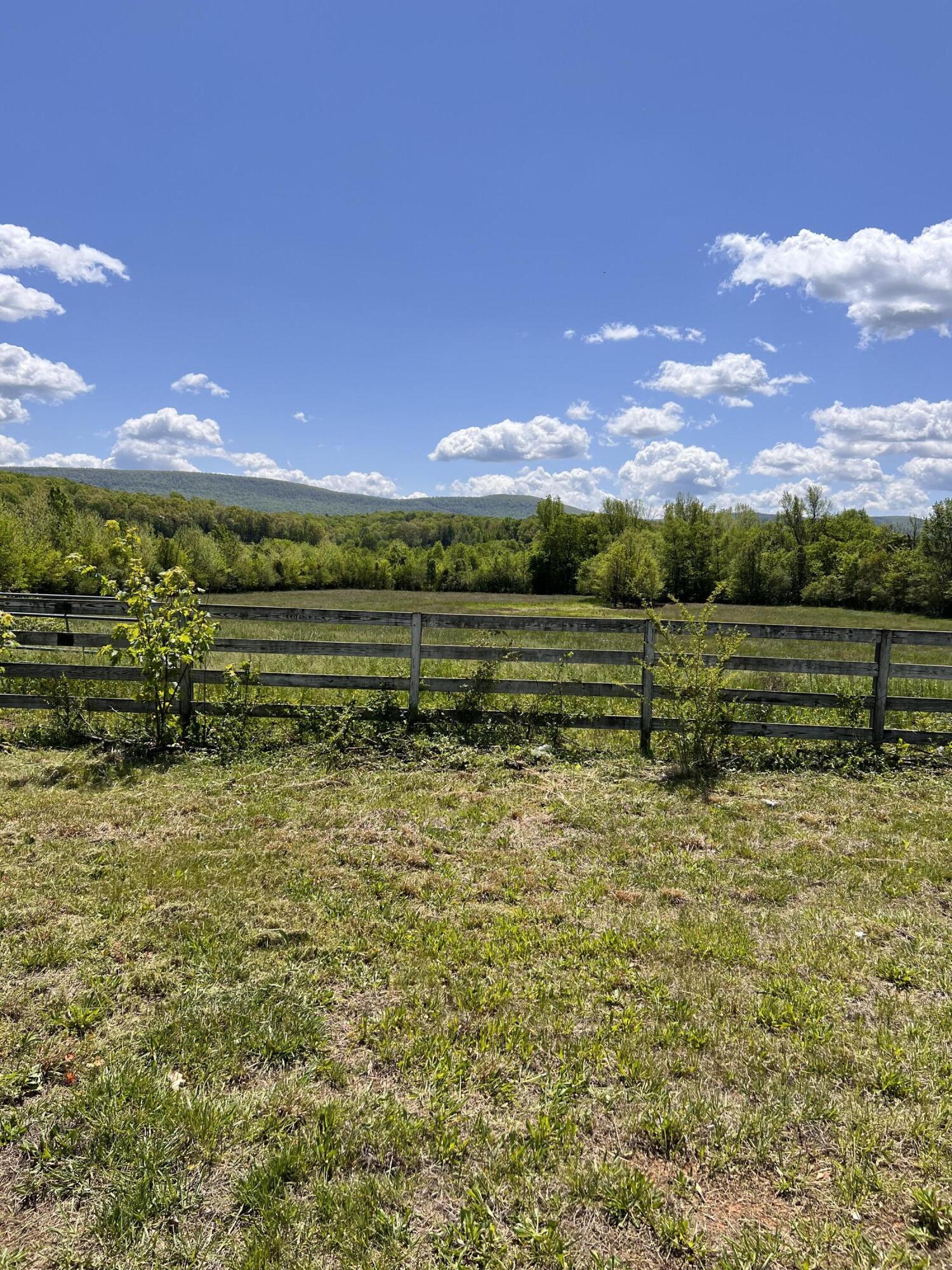 5139 West Valley Road Dunlap, TN 37327 - Photo 1 of 2 IMG_6001