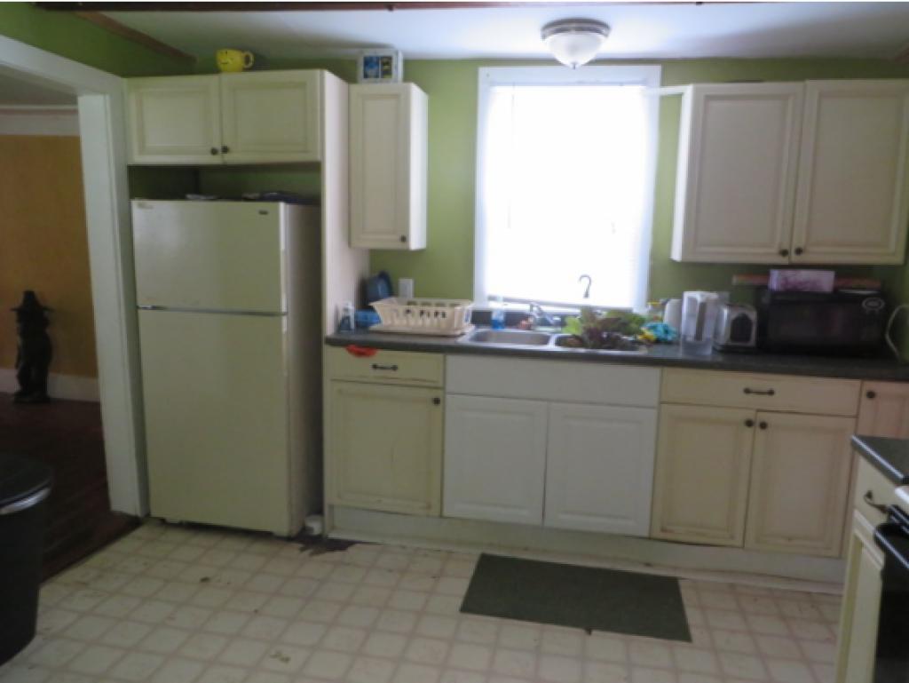 13 Exeter Road Newmarket, NH 03857 - Photo 4 of 15