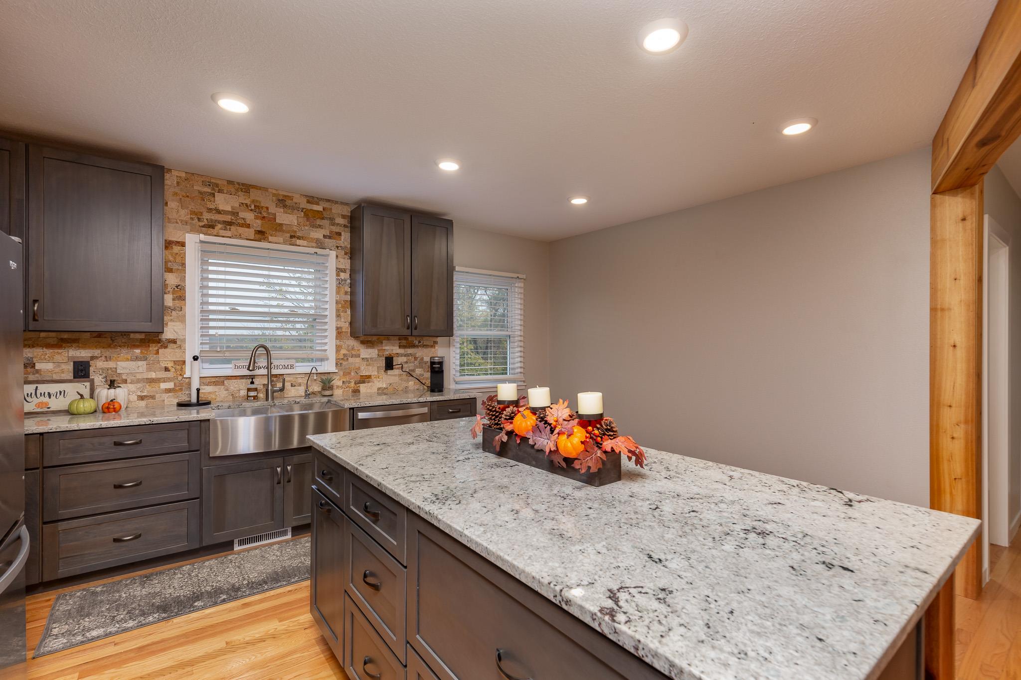 8810 Knoxville Road Milan, IL 61264 - Photo 6 of 28 Gallery Image 6