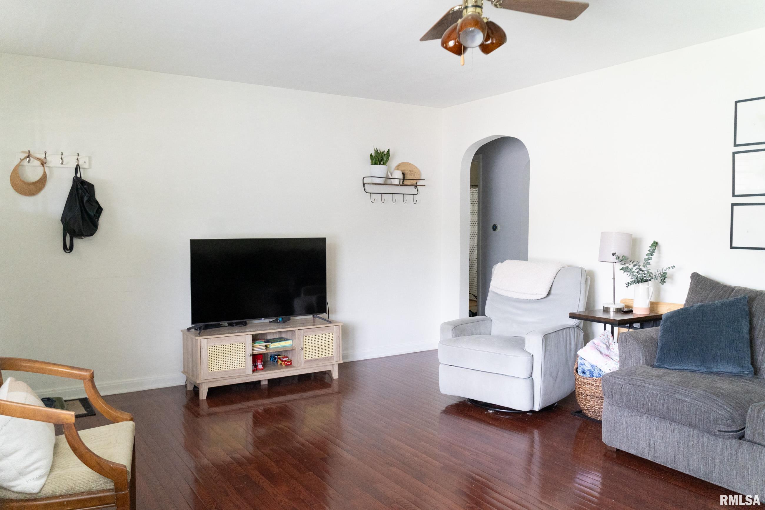 1704 Reed Avenue Springfield, IL 62704 - Photo 4 of 20 Gallery Image 4