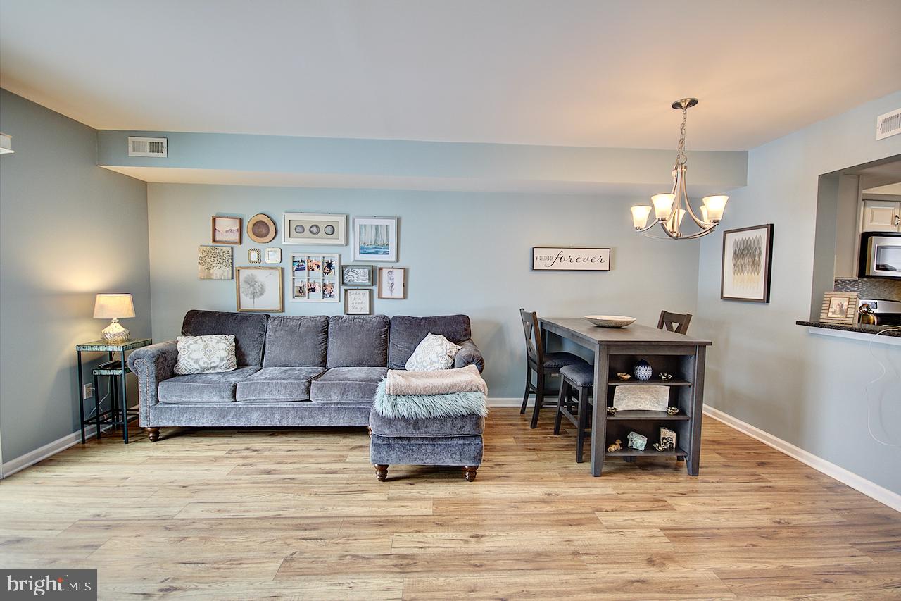 3563 Dows Road Philadelphia, PA 19154 - Photo 11 of 19 Gallery Image 11