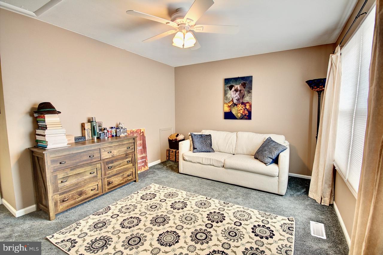 3563 Dows Road Philadelphia, PA 19154 - Photo 17 of 19 Gallery Image 17