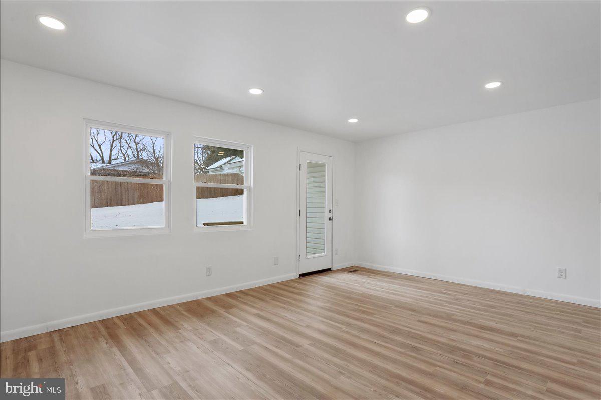 711 Cornwall Street Silver Spring, MD 20901 - Photo 8 of 29
