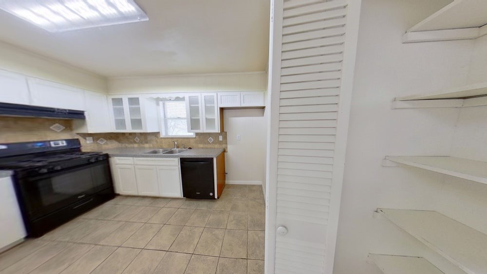 205 East 2nd Street Georgetown, TX 78626 - Photo 18 of 35