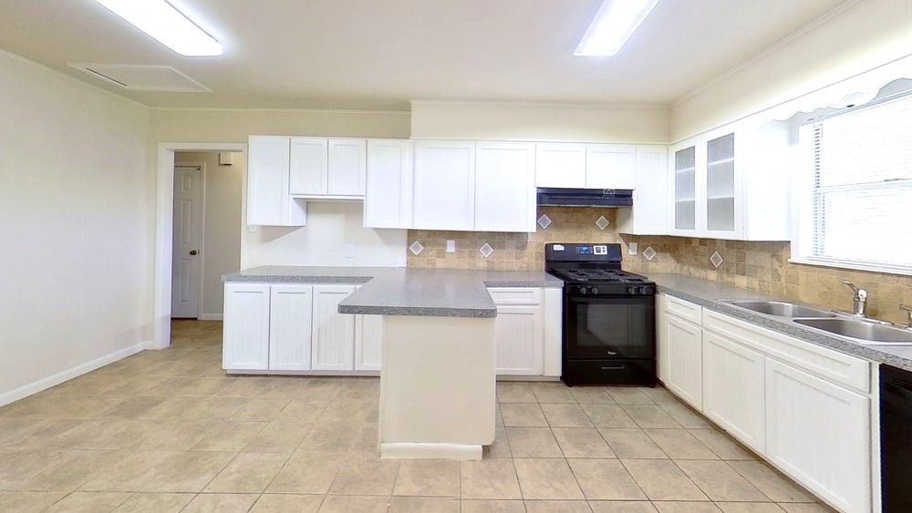 205 East 2nd Street Georgetown, TX 78626 - Photo 20 of 35