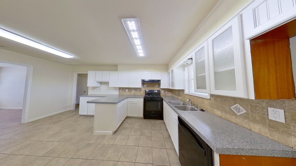 205 East 2nd Street Georgetown, TX 78626 - Photo 22 of 35