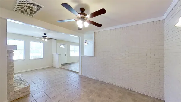 $1,675 | 205 East 2nd Street, Georgetown, TX 78626