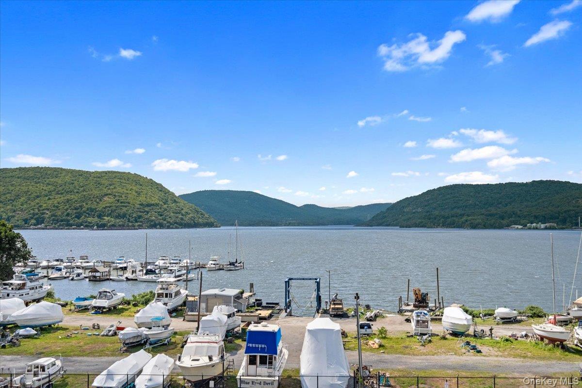 225 Waterside Close Peekskill, NY 10566 - Photo 39 of 40