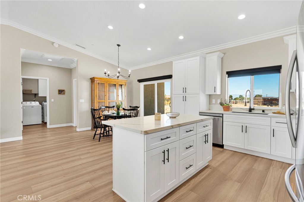 10770 Chipmunk Road Apple Valley, CA 92308 - Photo 14 of 35