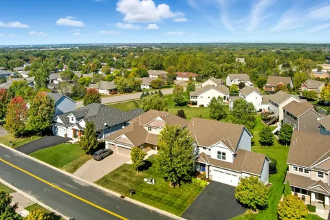 $600,000 | 8600 West 132nd Street, Savage, MN 55378