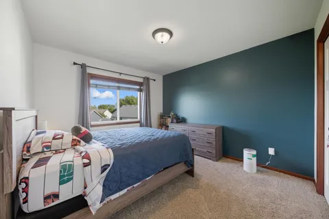 $600,000 | 8600 West 132nd Street, Savage, MN 55378