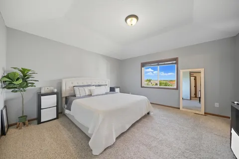 $600,000 | 8600 West 132nd Street, Savage, MN 55378