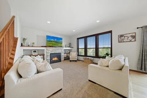 $600,000 | 8600 West 132nd Street, Savage, MN 55378