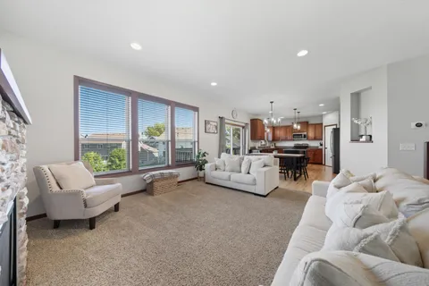 $600,000 | 8600 West 132nd Street, Savage, MN 55378