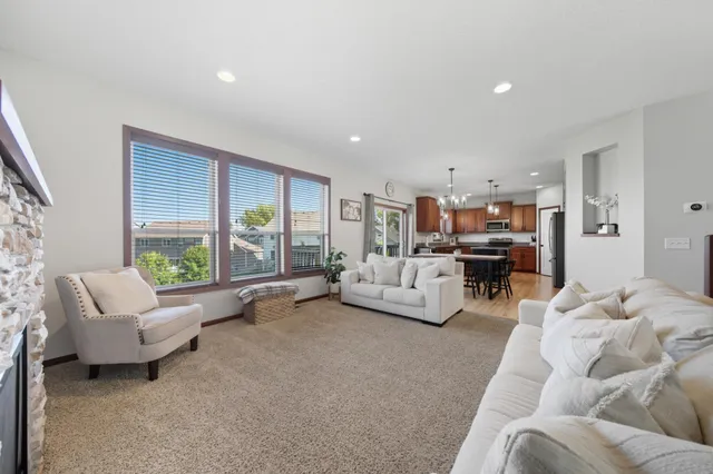 $600,000 | 8600 West 132nd Street, Savage, MN 55378