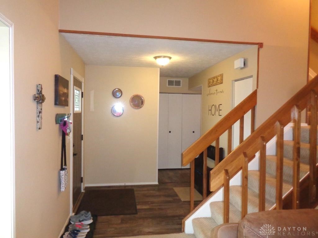 6885 Shull Road Dayton, OH 45424 - Photo 7 of 36 Gallery Image 7