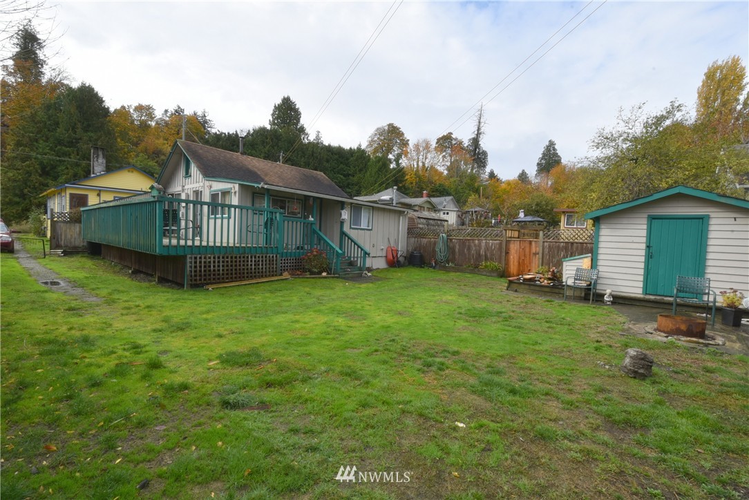 2184 Garth Road Point Roberts, WA 98281 - Photo 1 of 16 Gallery Image 1