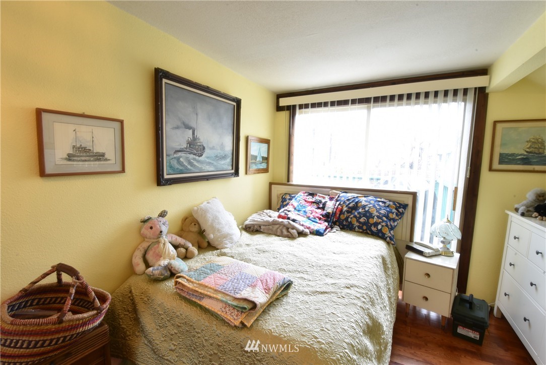 2184 Garth Road Point Roberts, WA 98281 - Photo 11 of 16 Gallery Image 11
