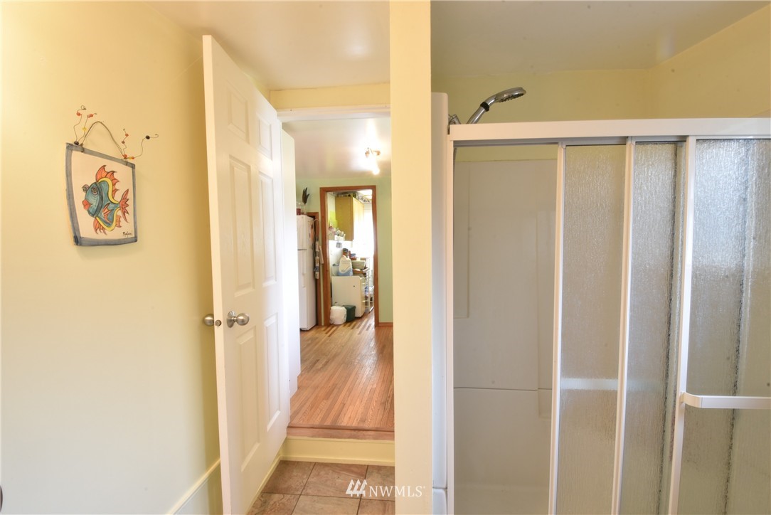 2184 Garth Road Point Roberts, WA 98281 - Photo 13 of 16 Gallery Image 13