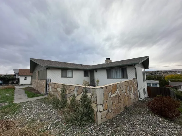 $410,000 | 2924 Meadowlark Drive, Lewiston, ID 83501