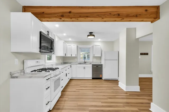 $212,500 | 102 East Warren Street, St. Joseph, IL 61873