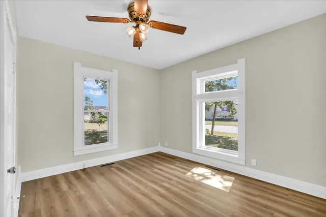 $212,500 | 102 East Warren Street, St. Joseph, IL 61873