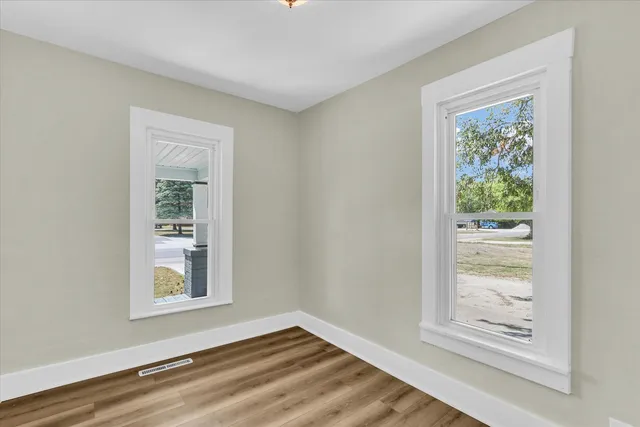 $212,500 | 102 East Warren Street, St. Joseph, IL 61873