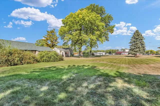 $212,500 | 102 East Warren Street, St. Joseph, IL 61873