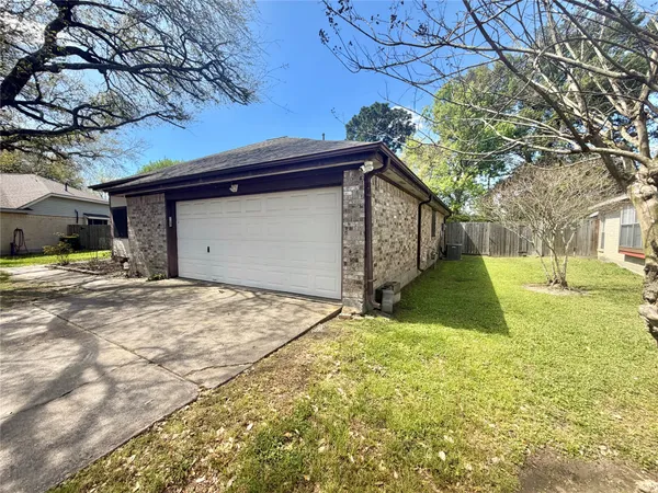 $269,900 | 4418 Glen Avon Drive, Pasadena, TX 77505
