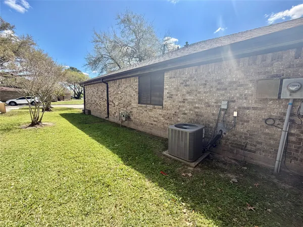 $269,900 | 4418 Glen Avon Drive, Pasadena, TX 77505