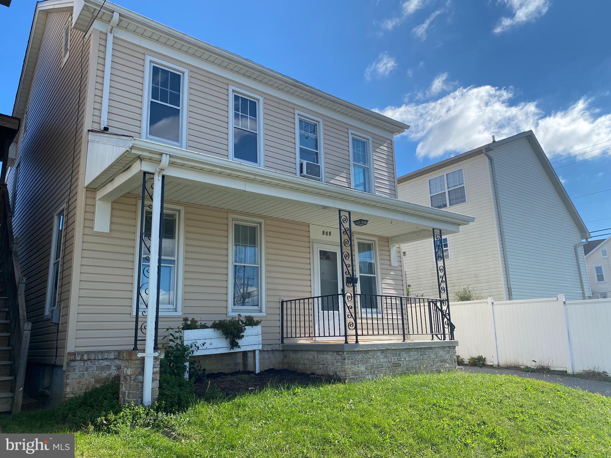 505 High Street Hanover, PA 17331 - Photo 1 of 17 Gallery Image 1