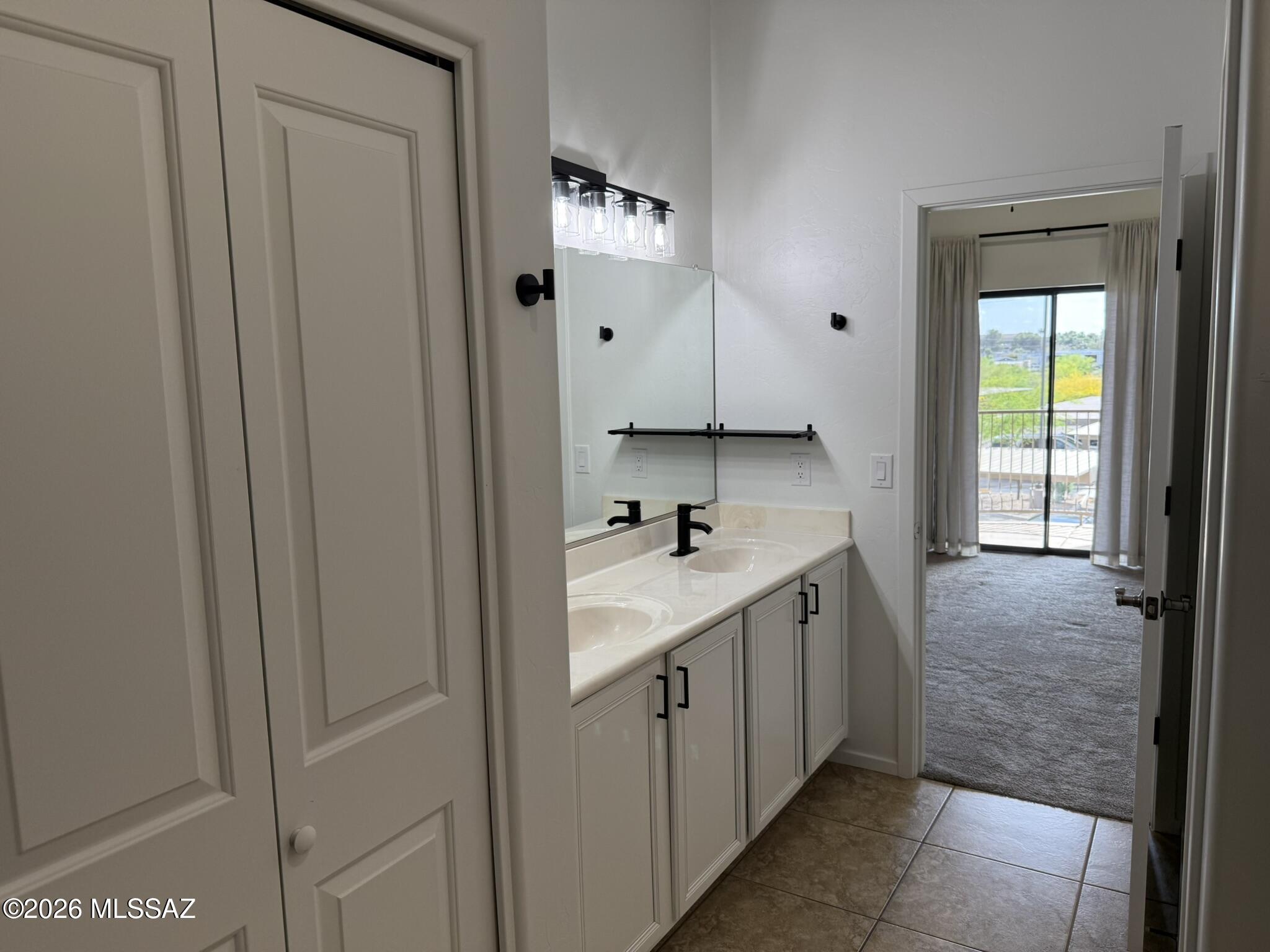 2028 East River Road, Unit 203 Tucson, AZ 85718 - Photo 29 of 36